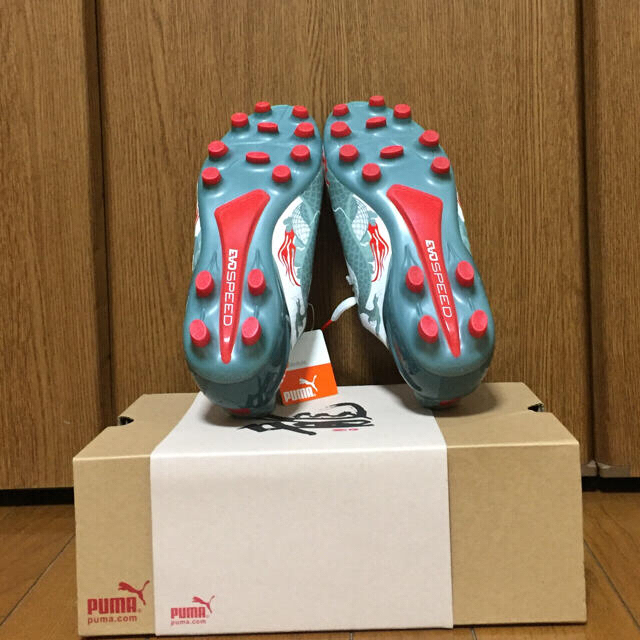 PUMA - ⭐️新品未使用⭐️PUMA 龍 サッカースパイクの通販 by あゆむ