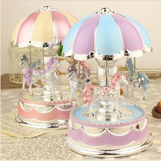 Demiawaking メリーゴーランド 音楽ボックス オルゴール 回転木馬 の