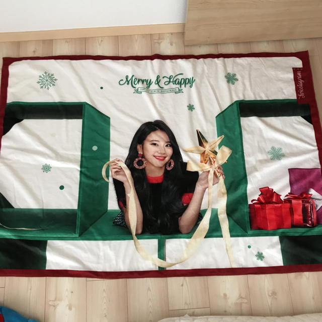 Waste(twice) - TWICE チェヨン merry & happy ブランケットの通販 by
