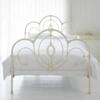 LAURA ASHLEY（シングルベッド）のフリマアイテム一覧