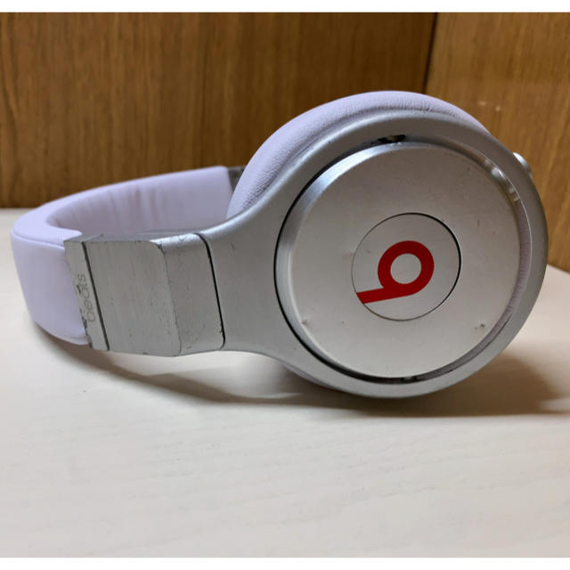 Beats by Dr Dre - プロ用ヘッドホンBeats Pro、ワイヤレスBluetooth
