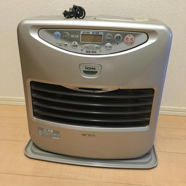 コロナ - 石油ファンヒーターの通販 by nw's shop｜コロナならラクマ