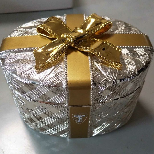 フェリス女学院大学 卒業記念品セットの通販 by SAKURA｜ラクマ