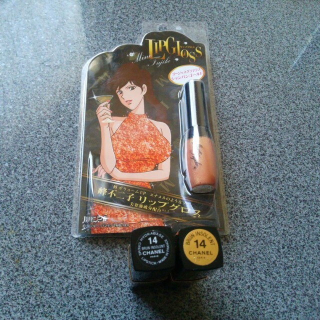 CHANEL - シャネルリップ2本&峰不二子グロスセットの通販 by happy