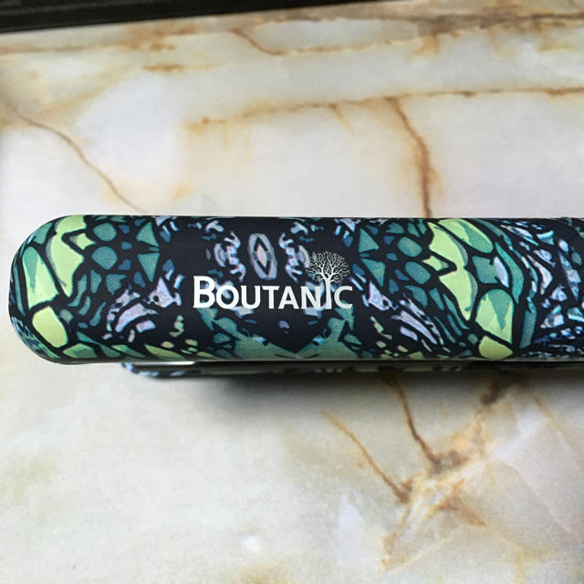 ヘアアイロン boutanic 4点セットの通販 by ひろなむ's shop｜ラクマ