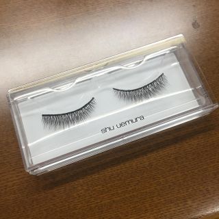 shu uemura（つけまつげ）のフリマアイテム一覧