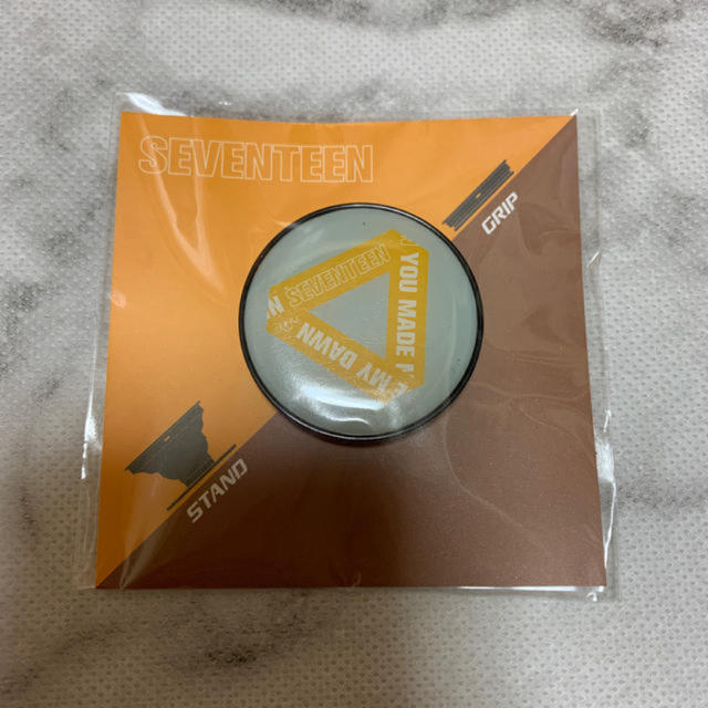 SEVENTEEN - スマホグリップの通販 by ゆん｜セブンティーンならラクマ