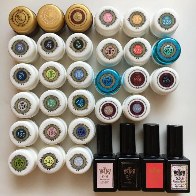 ベトロ、ベラフォーマジェル33点セットの通販 by cheesy's shop｜ラクマ