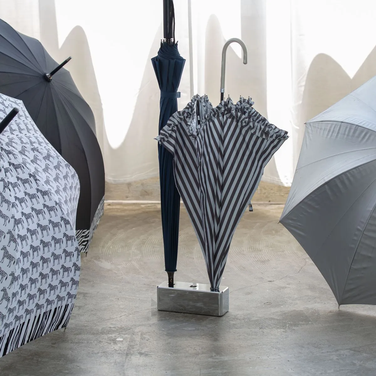 アイアンブリックスタンド - Kanaete(カナエテ) - アイデアをカタチに