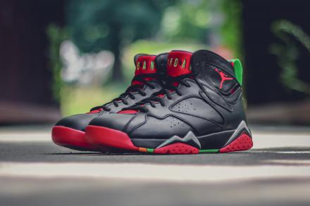 国内8月15日発売予定】 ナイキ エアジョーダン7 レトロ ブラック