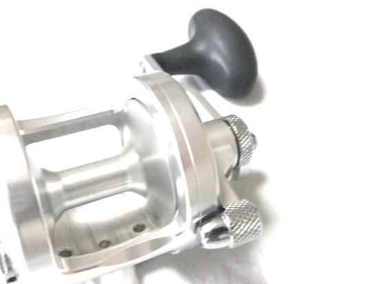 ベイトリール:ジギングと投げ釣り:MXL5.8 (G2)左ハンドル - アベット