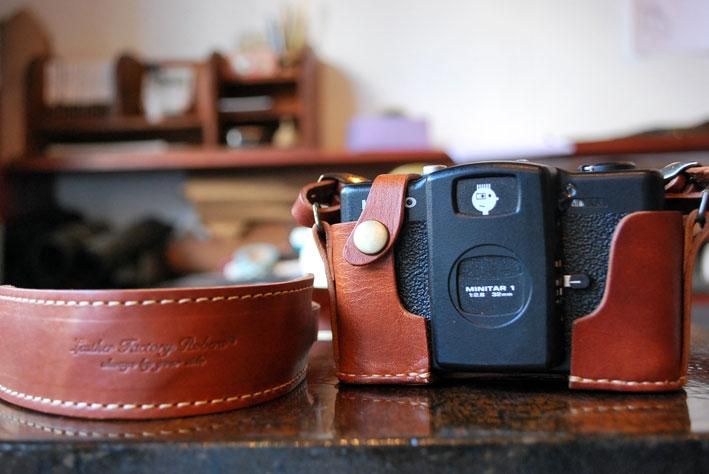 LOMO LC-A＋ホルダー（レザーストラップセット） - ROBERU