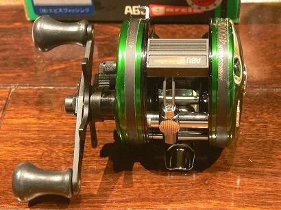 ABU Garcia / アブ ガルシア 【アブ アンバサダー Ambassadeur 4500CB