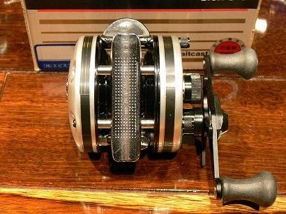 ABU Garcia / アブ ガルシア 【アブ アンバサダー Ambassadeur 4600CB