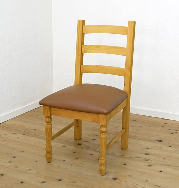 カントリー調無垢木製のダイニングチェア-オイル仕上げ ナチュラル