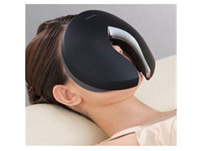 パナソニック、顔に乗せると温スチームが広がるブースターマスク