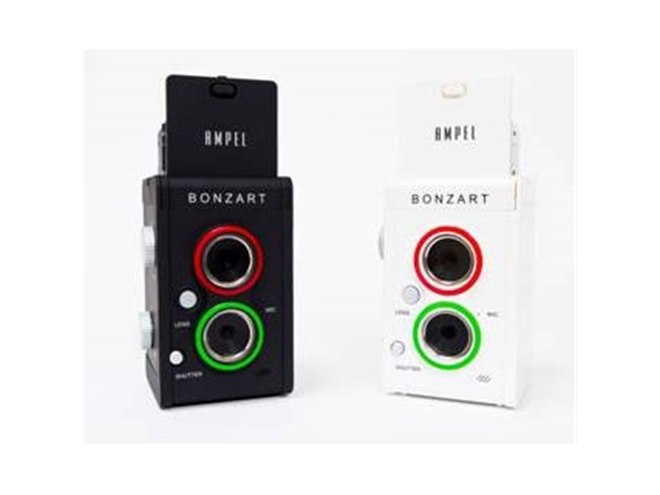 GLOBAL・DC、二眼レフ風デジタルトイカメラを12/24販売再開 - 価格.com