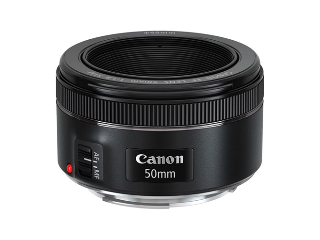 キヤノン、25年ぶりにリニューアルする50mm単焦点レンズ - 価格.com