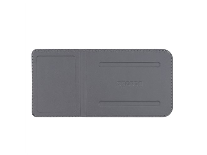 バッファロー、「おもいでばこ」専用のバックアップHDDキット - 価格.com