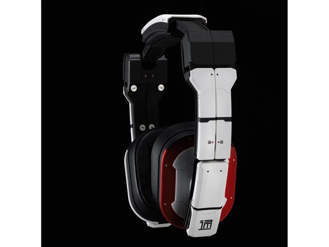 グッドスマイル、LINKIN PARKメンバープロデュースの変形可動