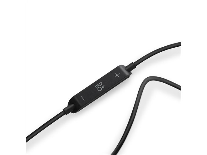 B&O Play、アルミ削り出しの「BeoPlay H3」ノイズキャンセリングモデル