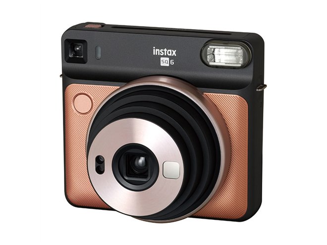 富士フイルム、スクエアフィルムに対応したチェキ「instax SQUARE SQ6