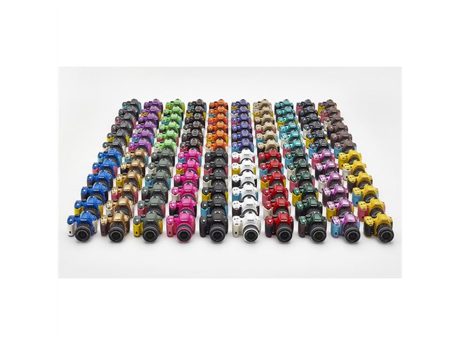 ペンタックスリコー、K-50の120種オーダーカラー受注サービス - 価格.com