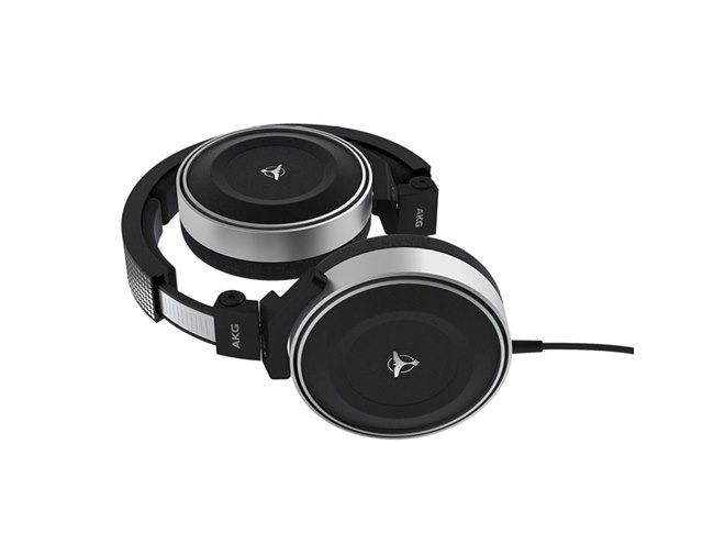 AKG、DJのTIESTOと共同開発したヘッドホン3機種 - 価格.com