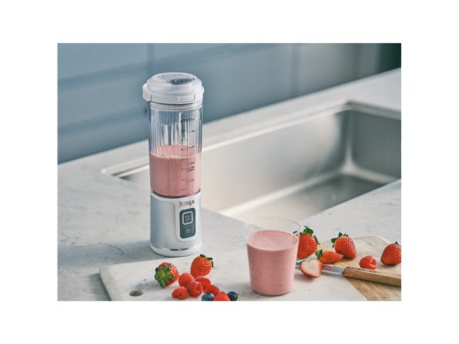 Shark、ステンレス製6枚刃を搭載した「Ninja Blast コードレスミキサー