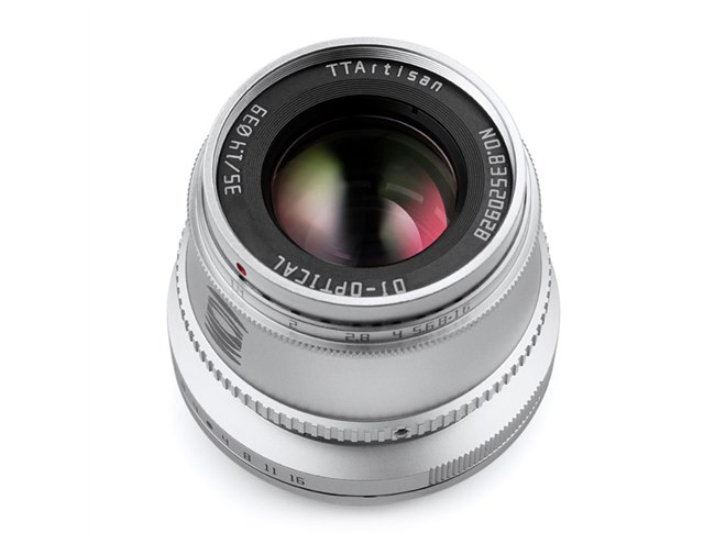 TTArtisan、単焦点レンズ「35mm f/1.4 C」新色シルバーを4/30発売に