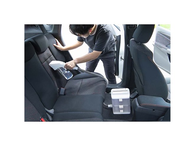 アイリスオーヤマ、車のシートを水洗いできる「コードレスリンサー