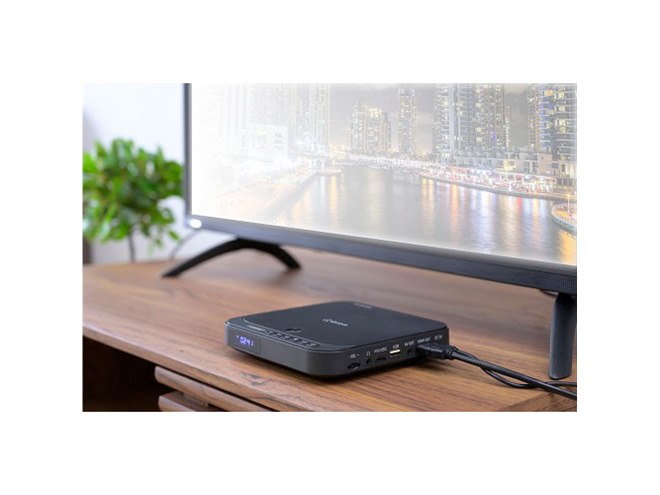 ゲオ、テレビチューナー内蔵の14型ポータブルDVDプレーヤー「GH