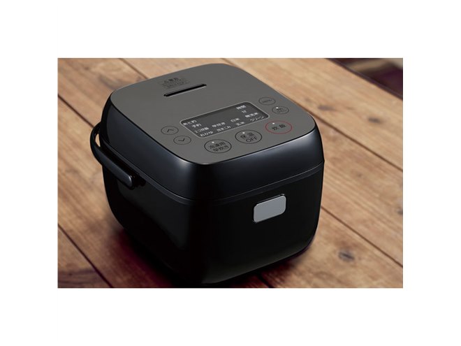 ビックカメラ、2つの時短モードを搭載した3合炊き炊飯器「JJ-XP2M32AXK