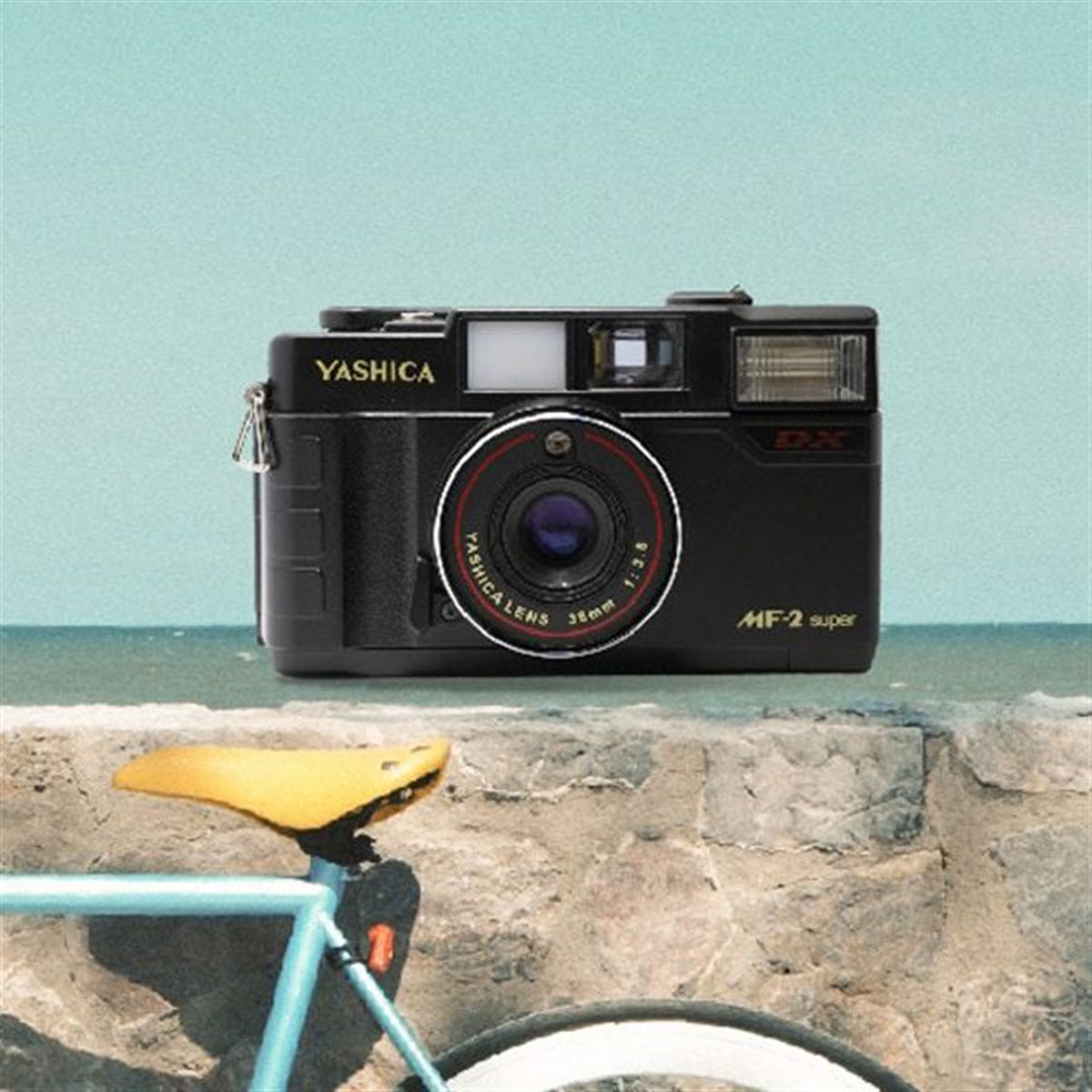 フィルムカメラ「YASHICA MF-2 Super」復刻版の一般販売が開始 - 価格.com