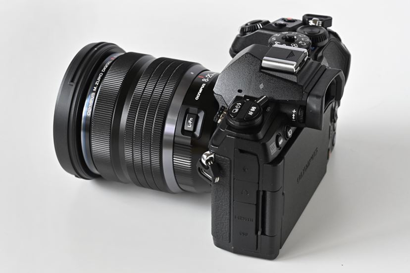 超広角から標準までを1本でカバー！「M.ZUIKO DIGITAL ED 8-25mm F4.0