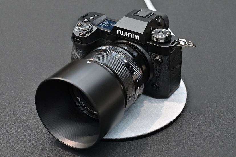 ダブルフラッグシップの片翼は“高解像” 富士フイルムの4000万画素