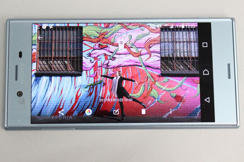 強化されたカメラとバッテリーの実力を検証！「Xperia XZs」レビュー