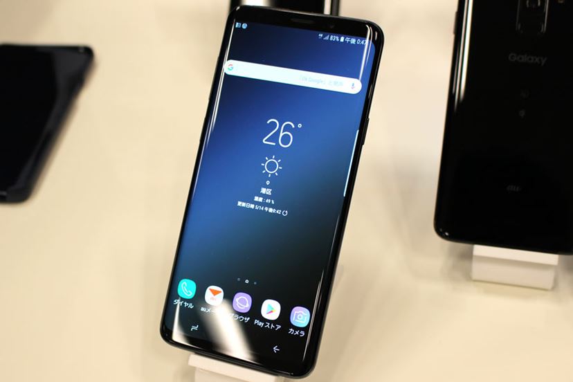 XperiaXZ2 PremiumやGalaxy S9/9+、AQUOS R2など、高性能機中心のau夏