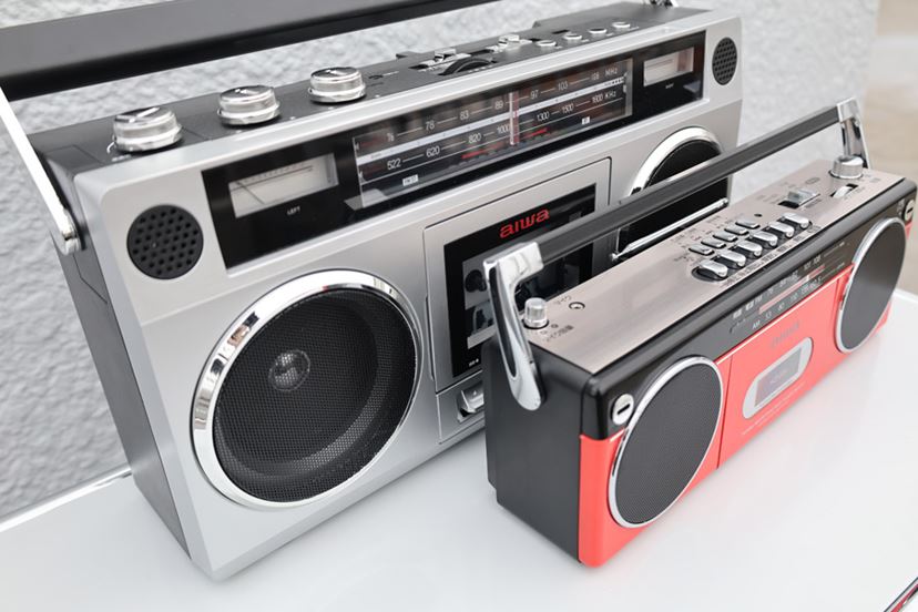 今どきのラジカセって“レトロなBluetoothスピーカー”としても面白い