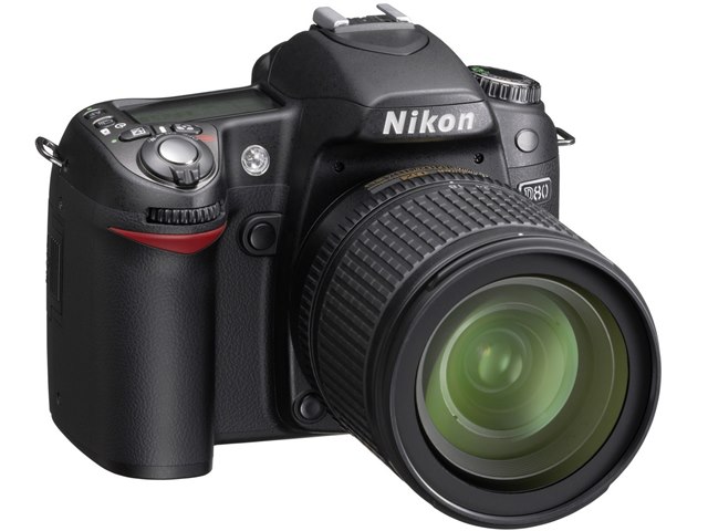 D80 AF-S DX VR 18-200G レンズキットの製品画像 - 価格.com