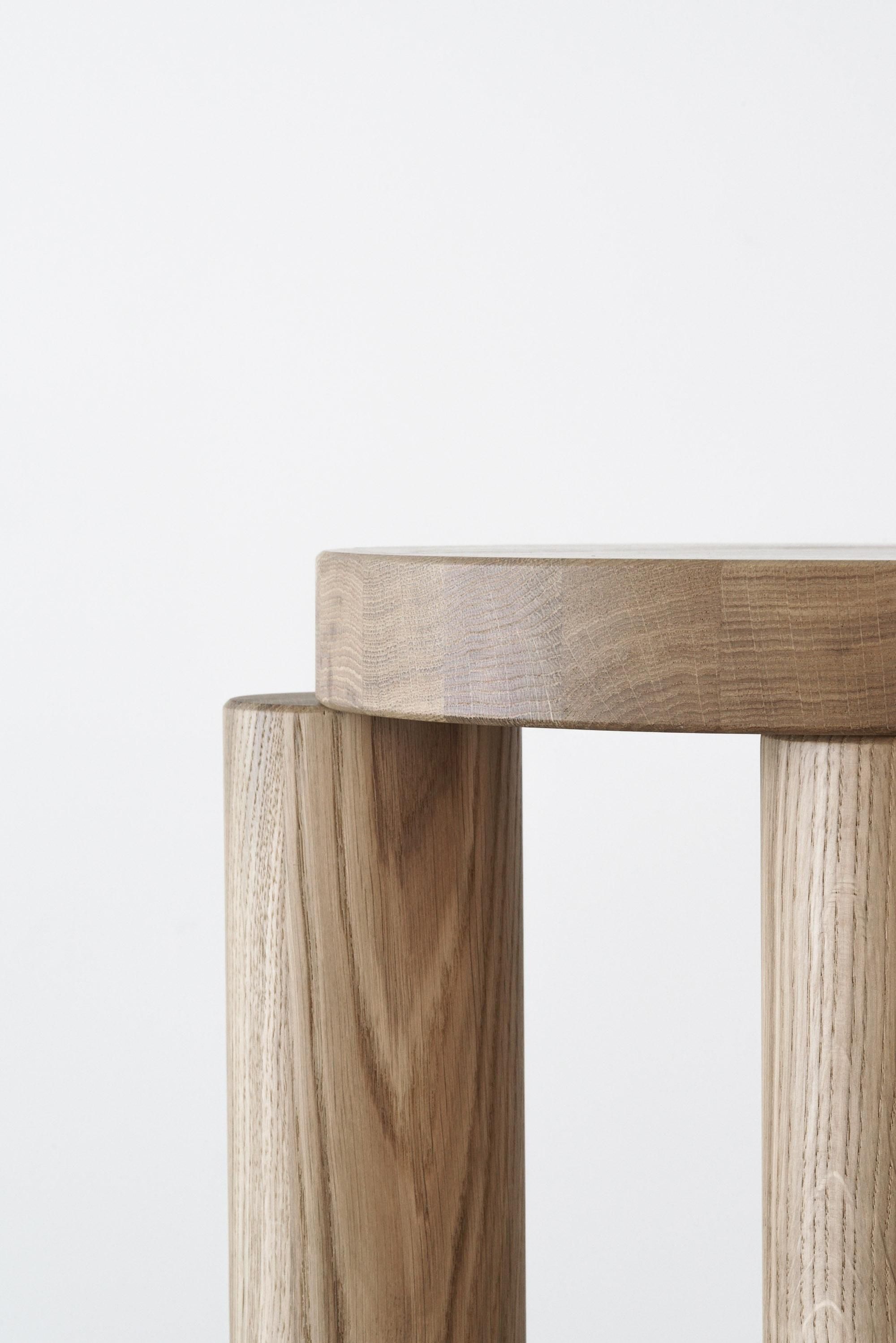 OFFSET STOOL - licht-gallery