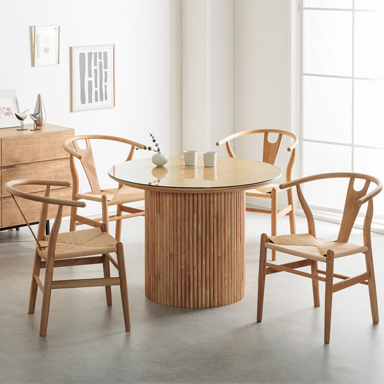 円柱脚が印象的な円形ガラスダイニングテーブル - インテラボ