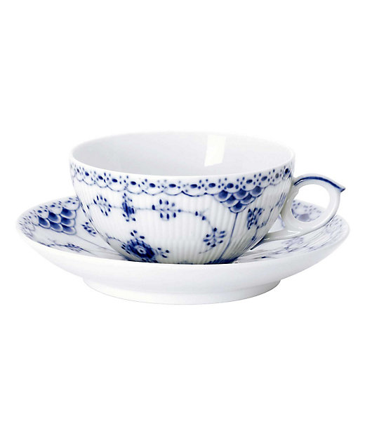 ブルーフルーテッド ハーフレース ティーカップ＆ソーサー | ROYAL