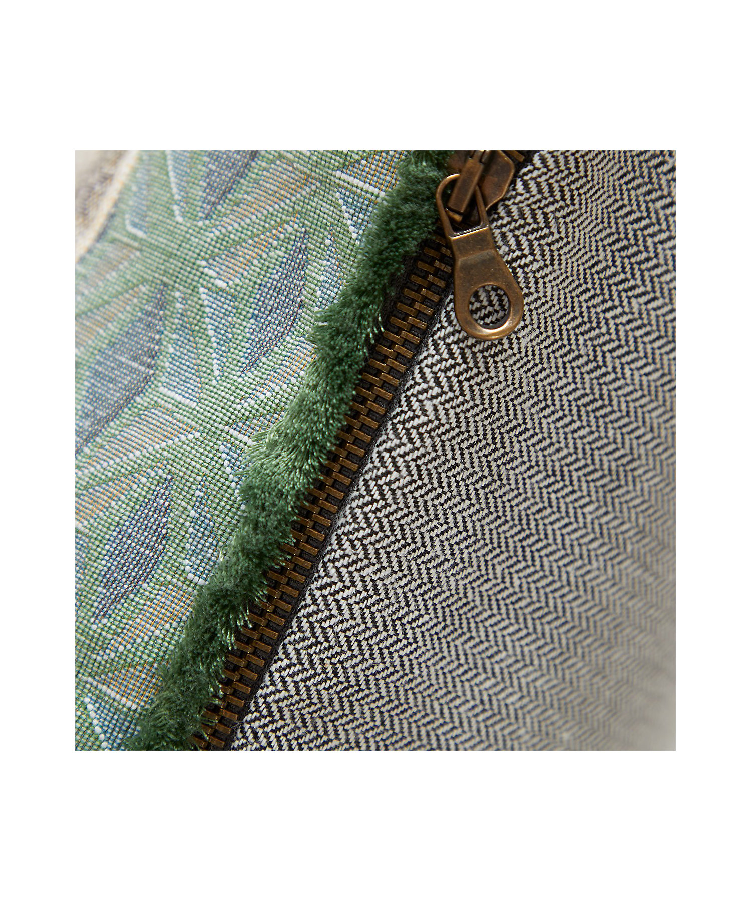 イオジス＞ クッションカバー レアンドル | Yves Delorme/イヴ ドロ