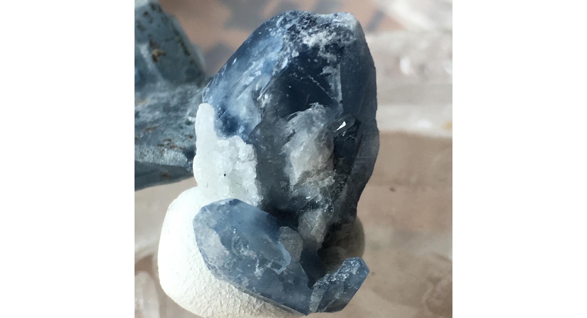 リーベカイトインクォーツ | 千葉の天然石ショップいしあたまでは