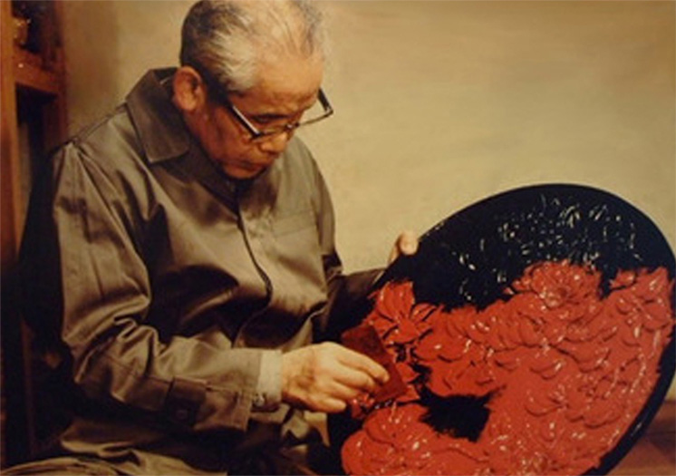 三代続く鎌倉彫の一翆堂 | 鎌倉彫 一翆堂