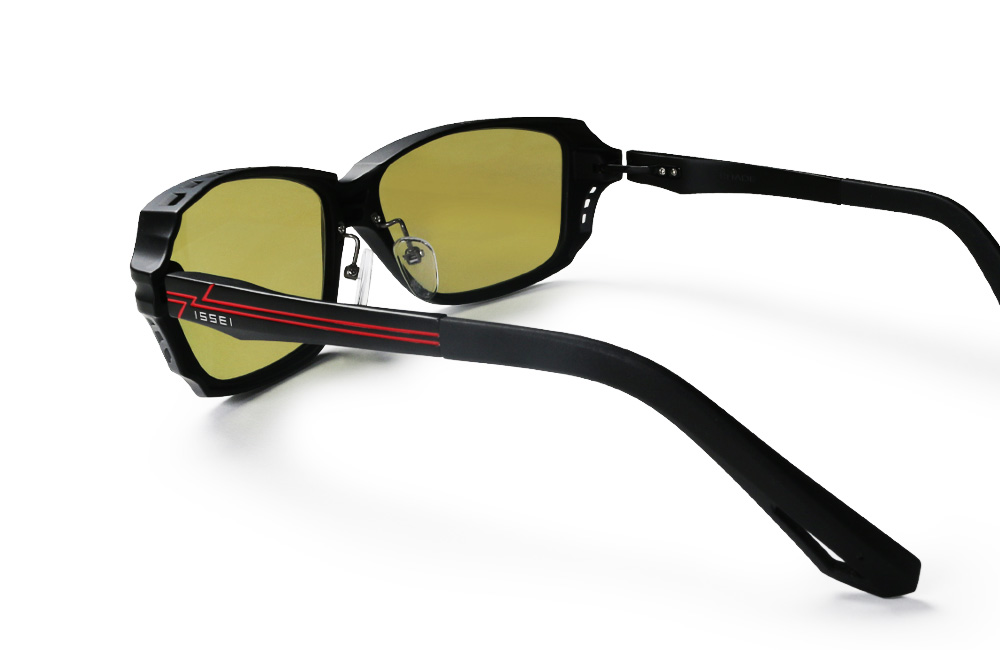 ZEQUE SHADE – ISSEI EDITION | issei [一誠]