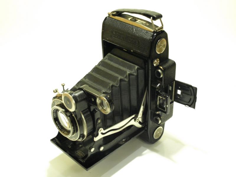 カメラのいわもと：スプリング(蛇腹カメラ)・コニレット・110