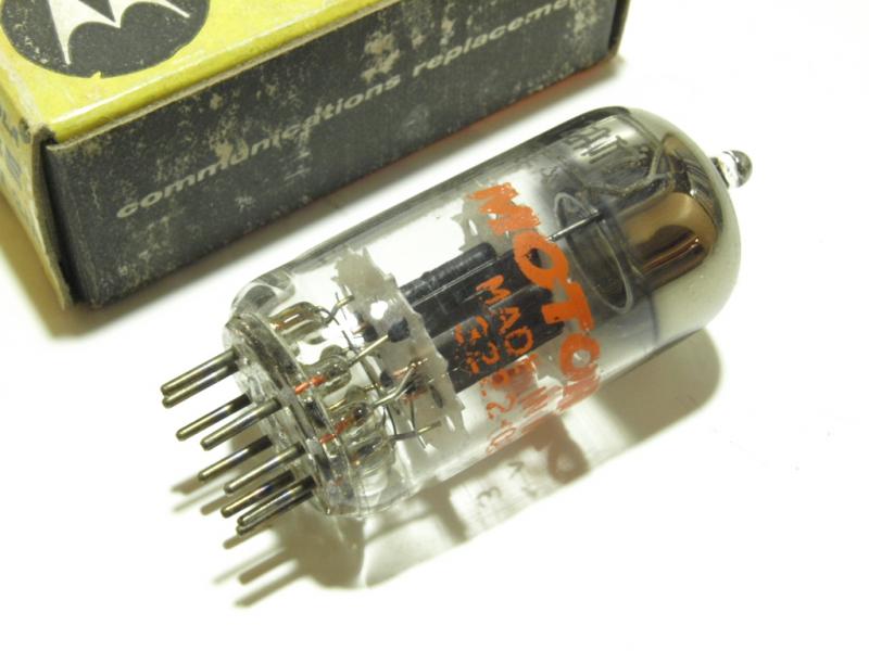 カメラのいわもと：真空管 12AT7、12AZ7、ECC81、同等管、類似管商品