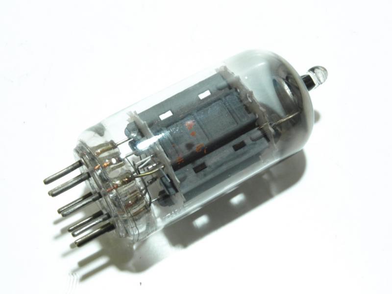 カメラのいわもと：真空管 12AX7、ECC83、同等管、類似管商品在庫一覧